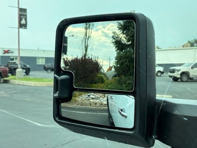 New 2026 GMC Sierra 3500 Denali w/ Denali Reserve Package AWD/4WD image 18