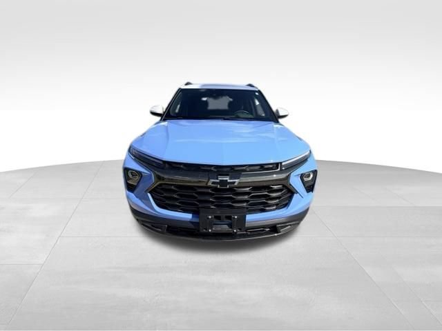 Used 2024 Chevrolet TrailBlazer ACTIV w/ Driver Confidence Package AWD/4WD image 3