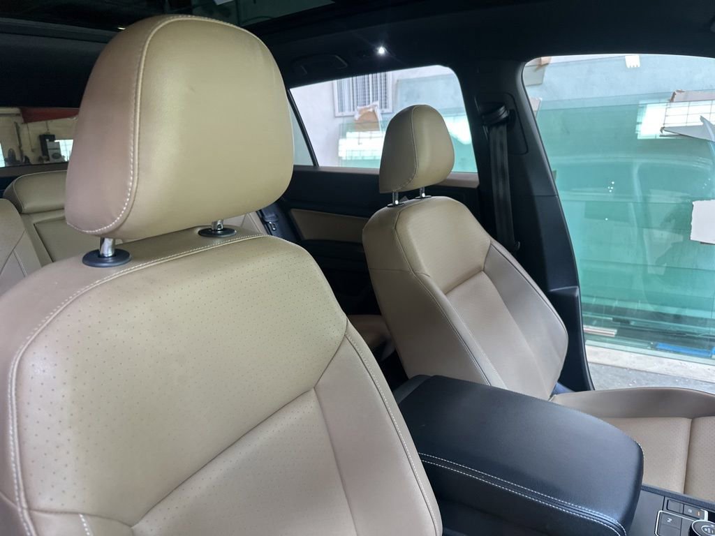Used 2020 Volkswagen Atlas Cross Sport SE w/ Panoramic Sunroof Package AWD/4WD image 37