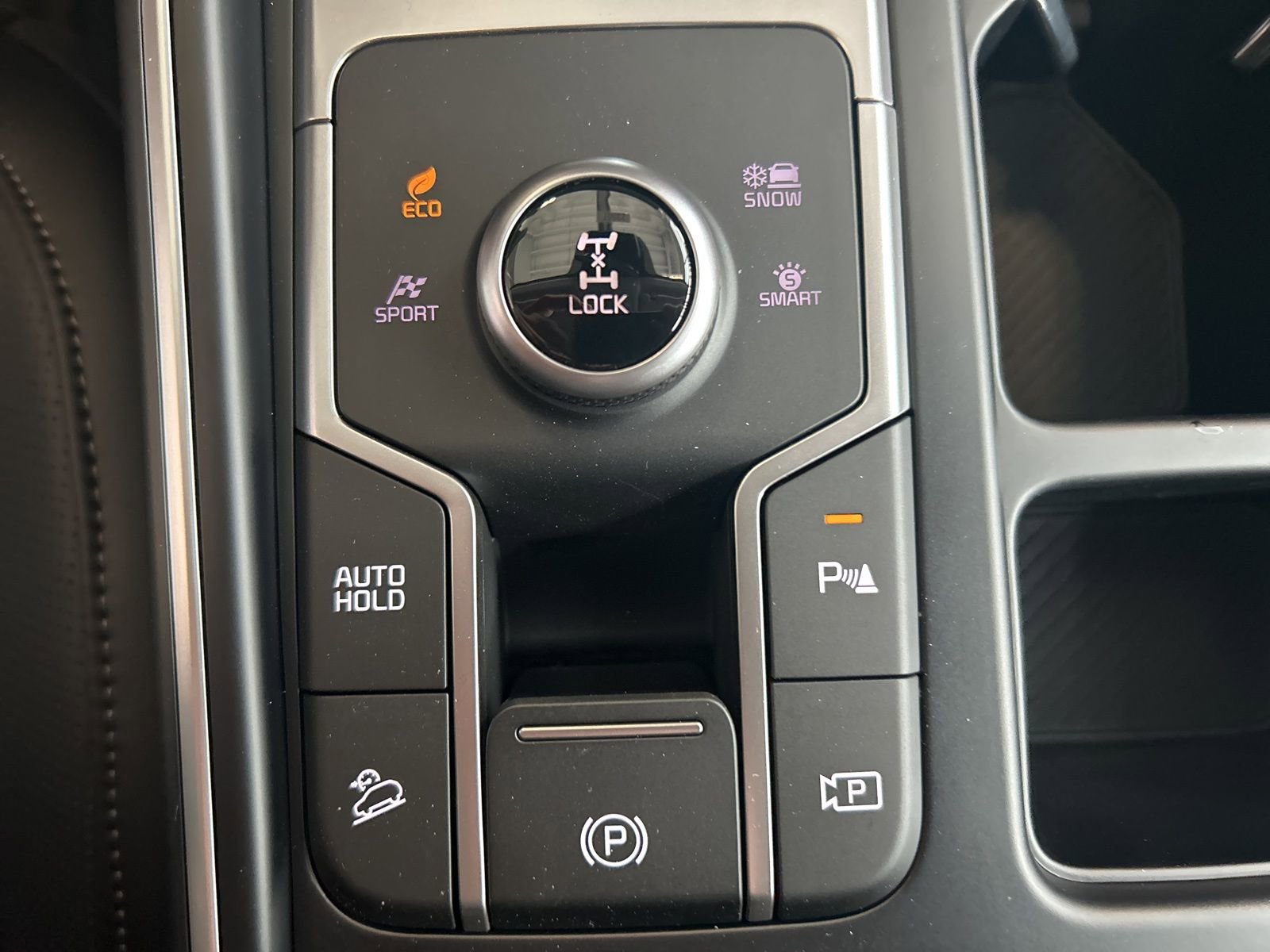 New 2025 Kia Sorento EX image 28