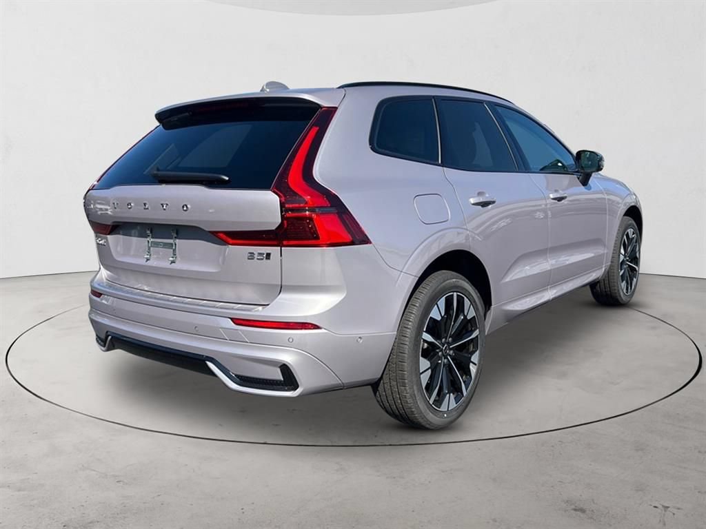 New 2026 Volvo XC60 B5 Plus w/ Protection Package Premier AWD/4WD image 5