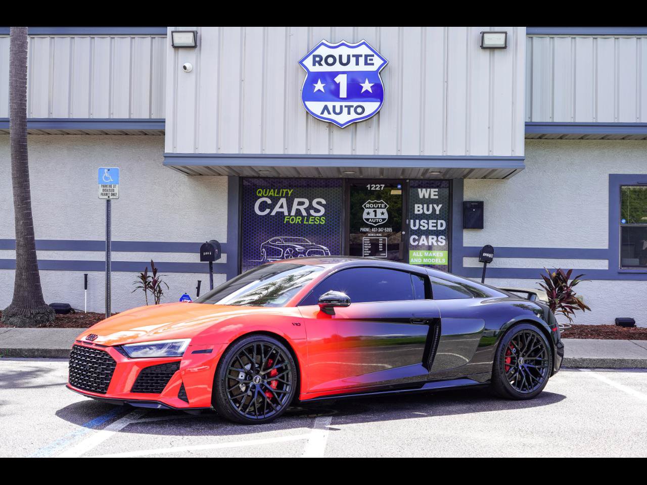 Used 2020 Audi R8 V10 w/ Carbon Exterior Package AWD/4WD image 1