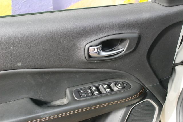 Used 2020 Jeep Compass Limited AWD/4WD image 13