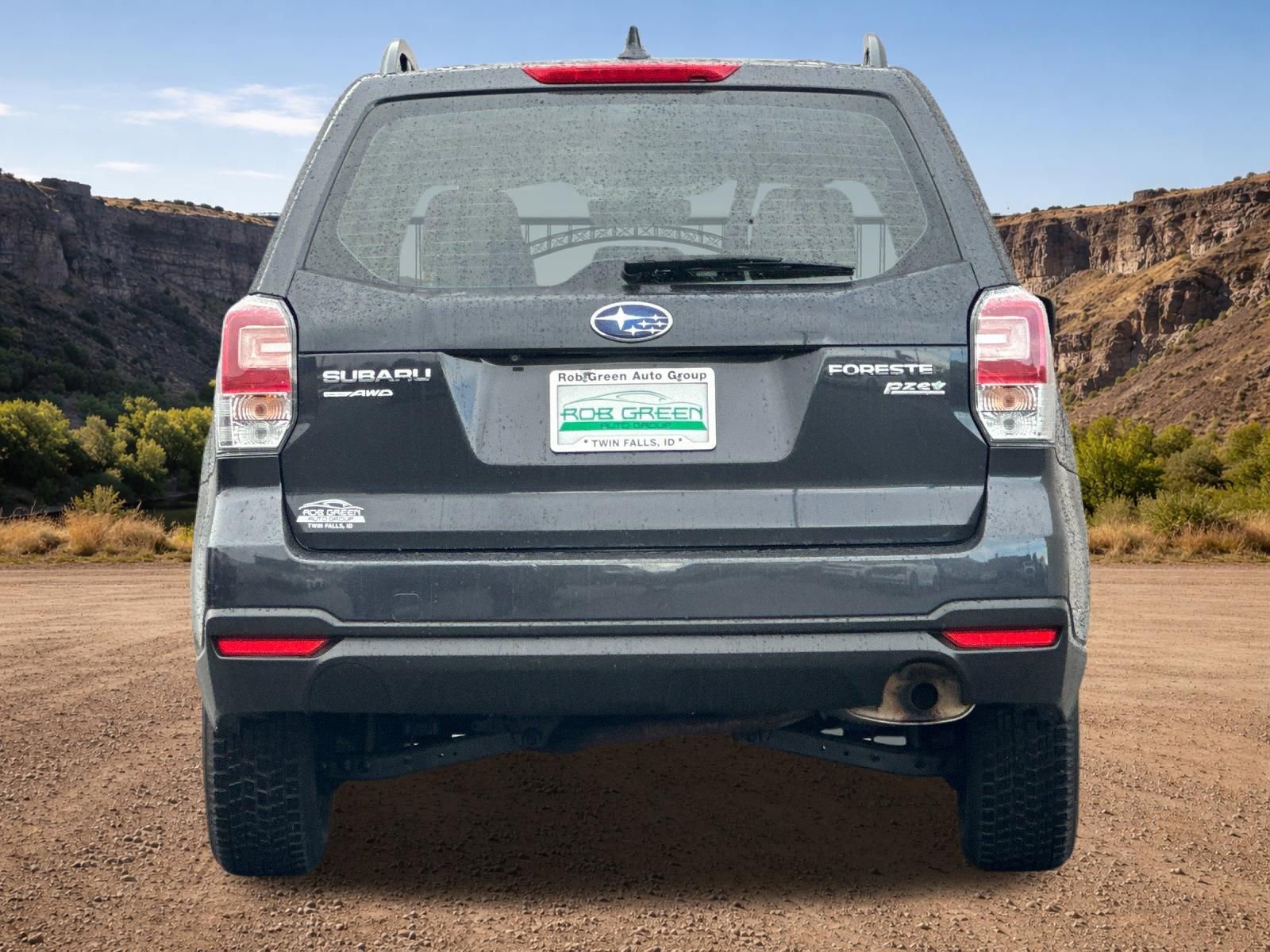 Used 2017 Subaru Forester 2.5i w/ Alloy Wheel Package image 4