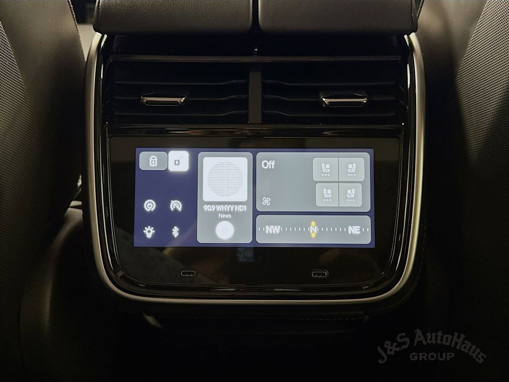 Used 2026 Rivian R1S Adventure image 32