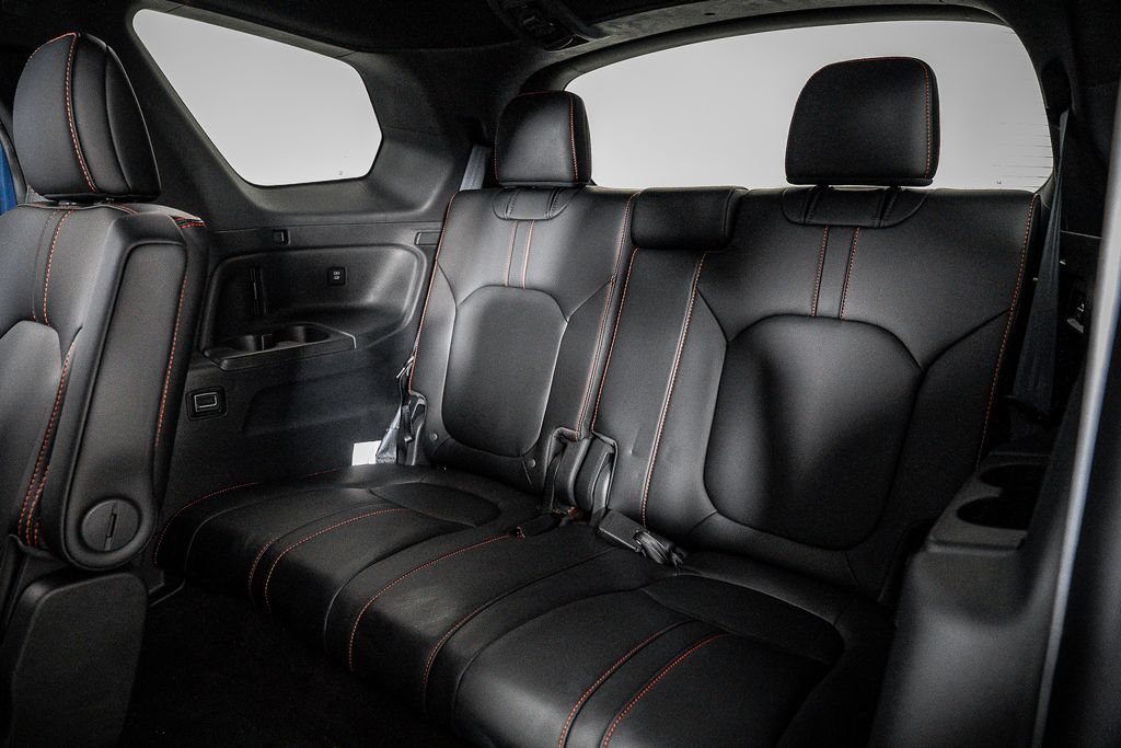Used 2025 Honda Pilot TrailSport image 23