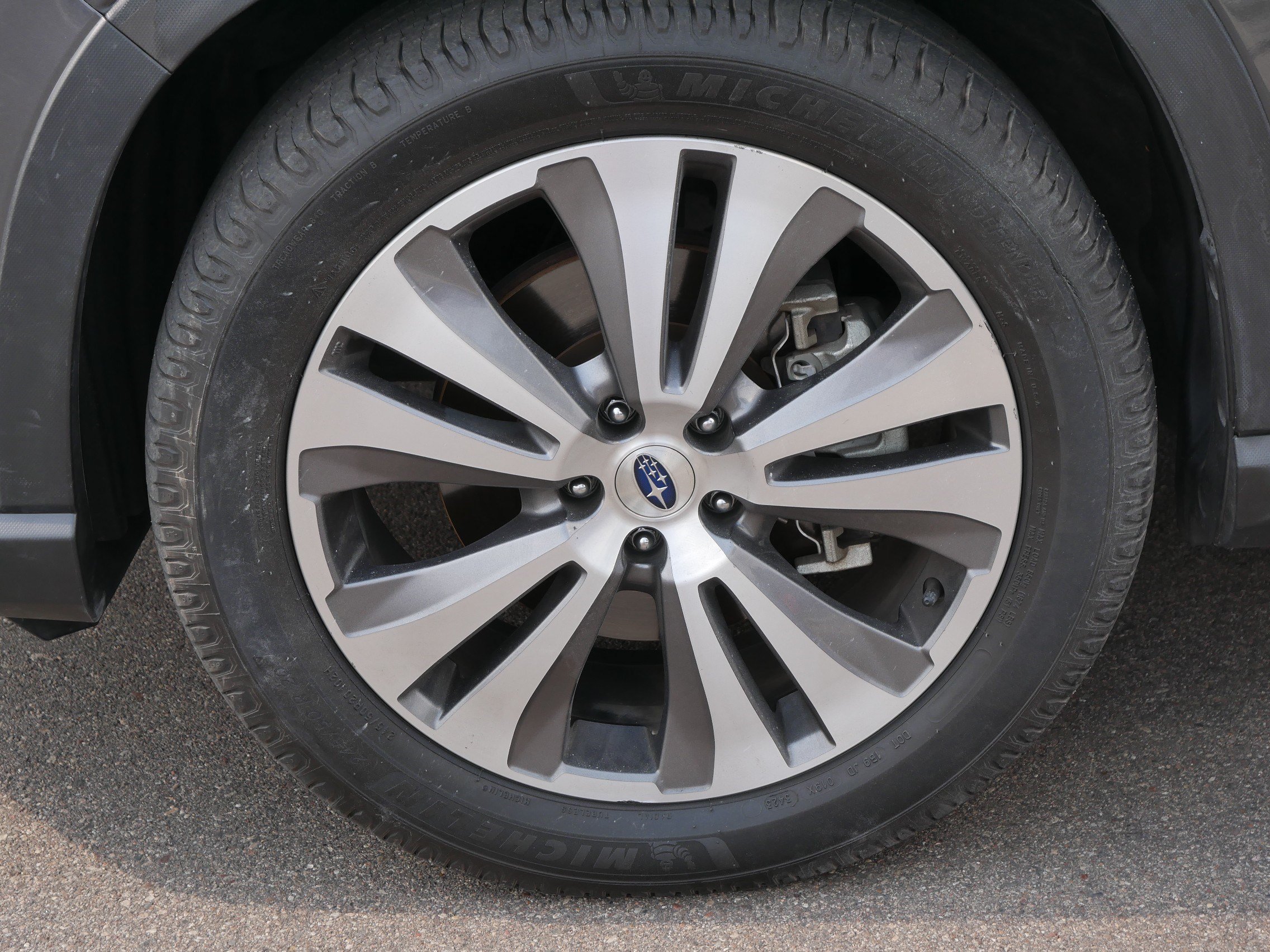 Used 2022 Subaru Ascent Limited AWD/4WD image 15