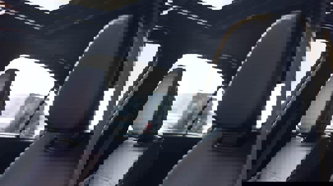 Certified 2025 Mercedes-Benz C 300 Sedan image 19