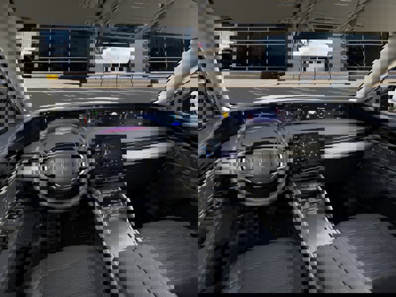 New 2025 Lincoln Nautilus Reserve image 9