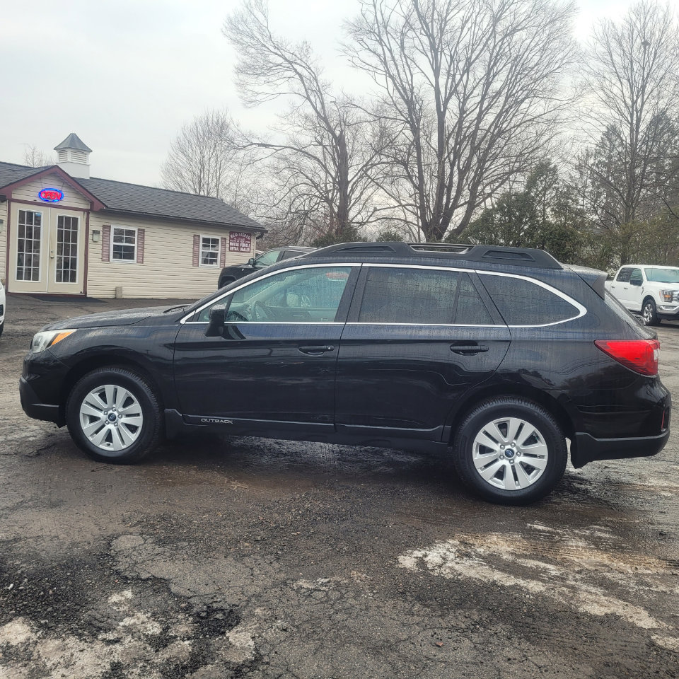 Used 2015 Subaru Outback 2.5i Premium image 5