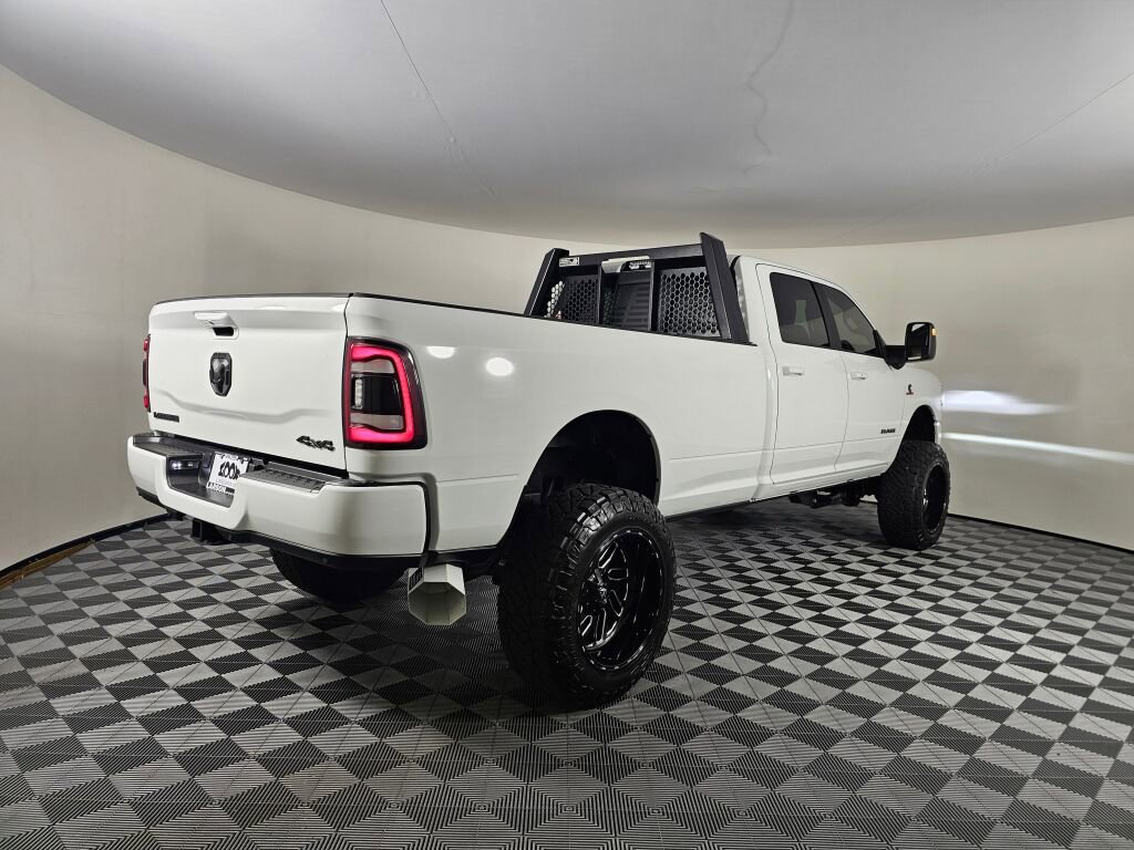 New 2024 RAM 3500 Laramie w/ Night Edition image 21