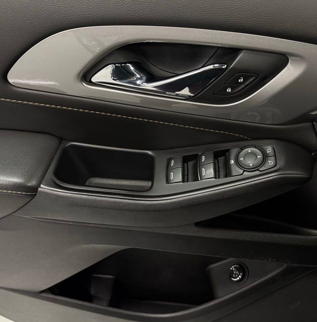 Used 2019 Chevrolet Traverse LT image 25
