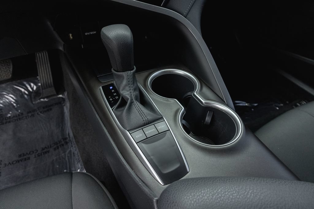 Certified 2022 Toyota Camry LE w/ Convenience Package FWD image 17
