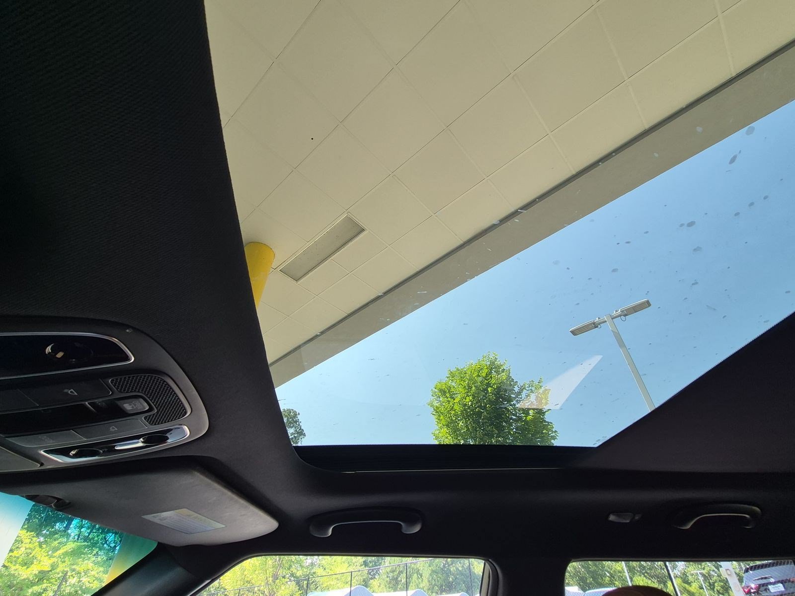 Used 2015 Kia Soul ! w/ Sun & Sound Package FWD image 28