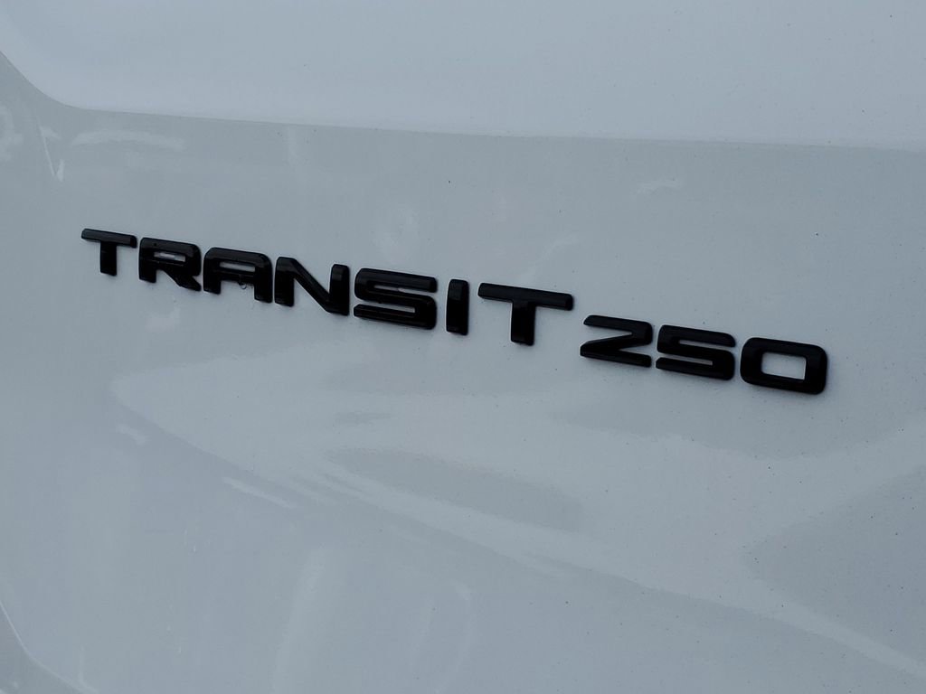 New 2026 Ford Transit 250 148 Medium Roof image 32