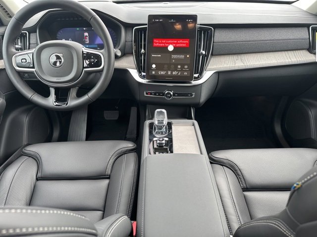 New 2026 Volvo XC90 B6 Ultra w/ Protection Package image 11