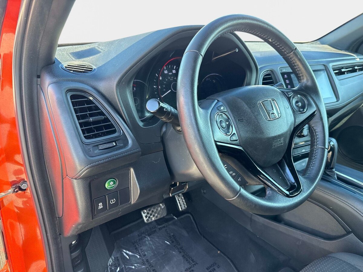 Used 2020 Honda HR-V Sport image 18