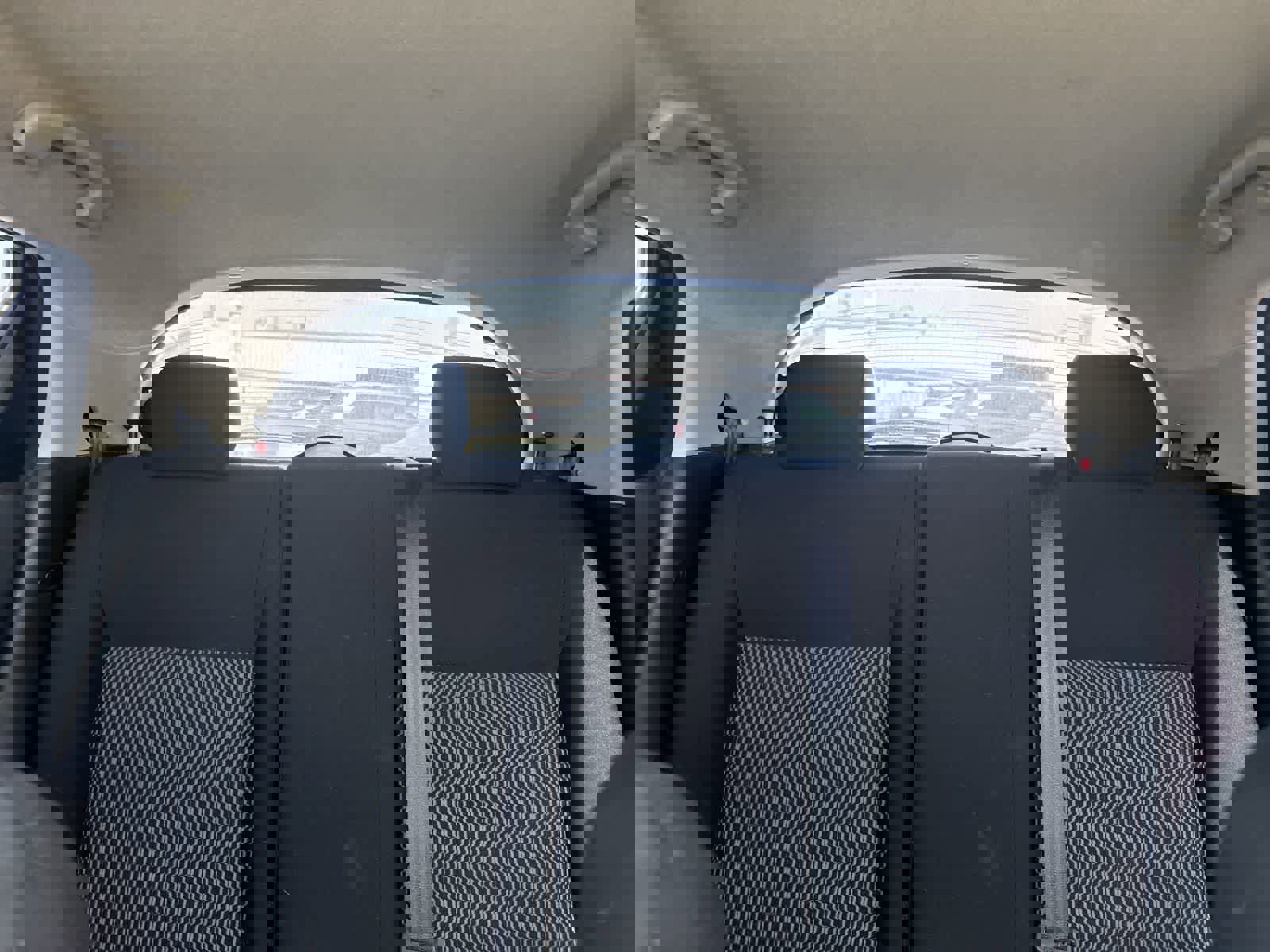 Used 2015 Nissan Juke S image 17