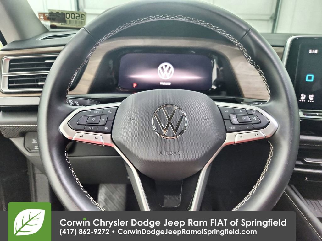 Used 2025 Volkswagen Atlas SE image 22