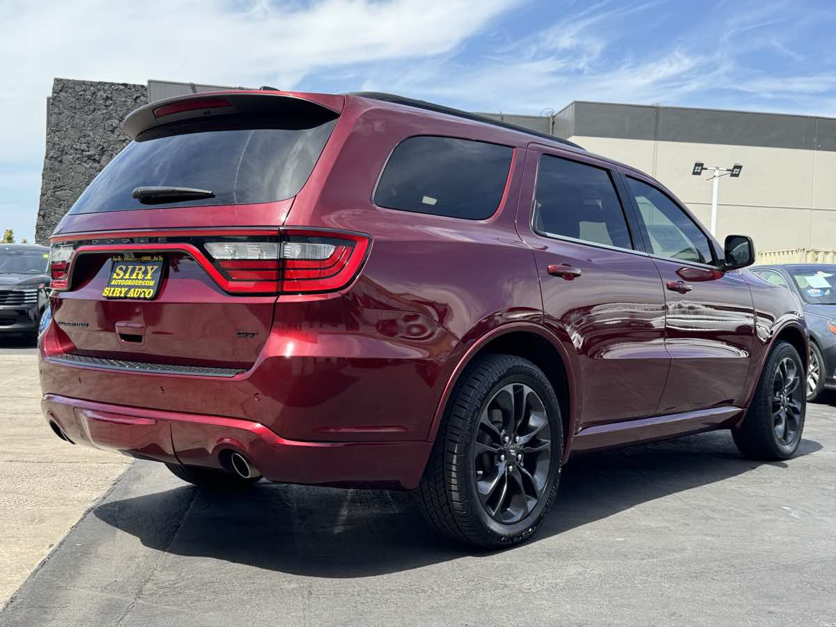 Used 2023 Dodge Durango GT RWD image 13