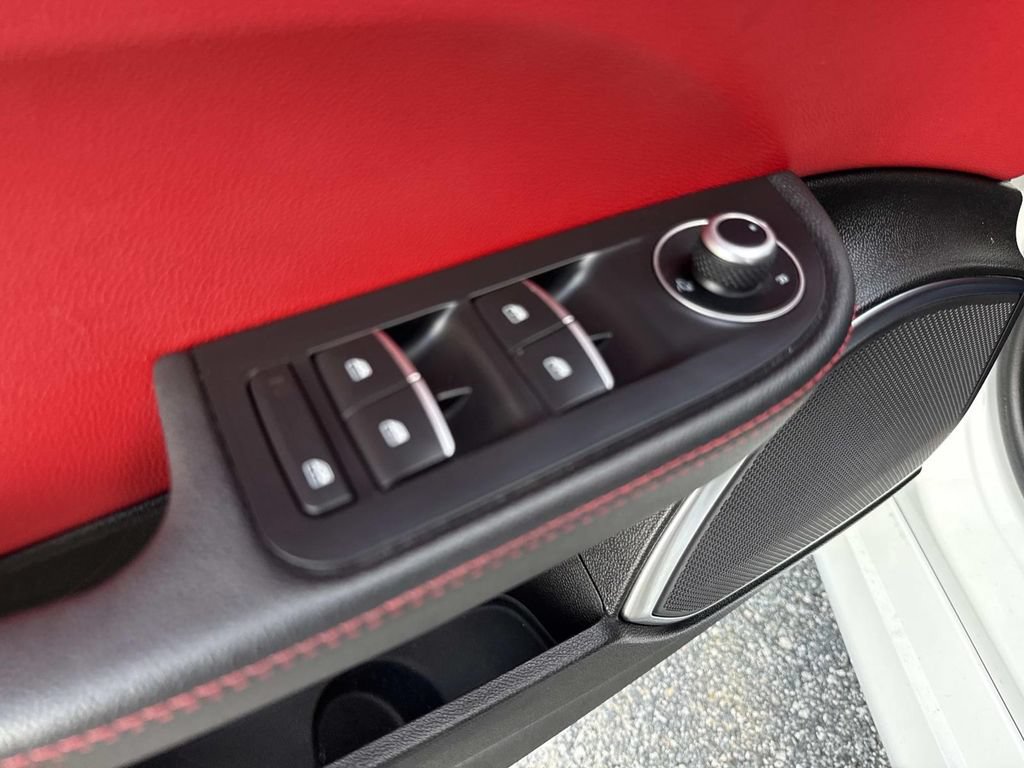 Used 2021 Alfa Romeo Giulia Ti w/ Nero Edizione RWD image 22