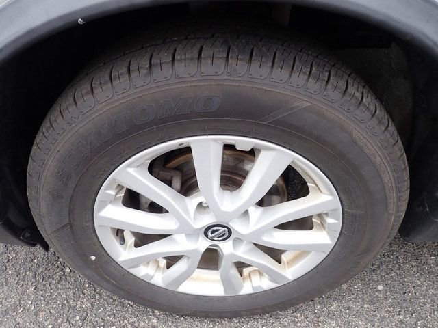 Used 2019 Nissan Rogue SV image 9