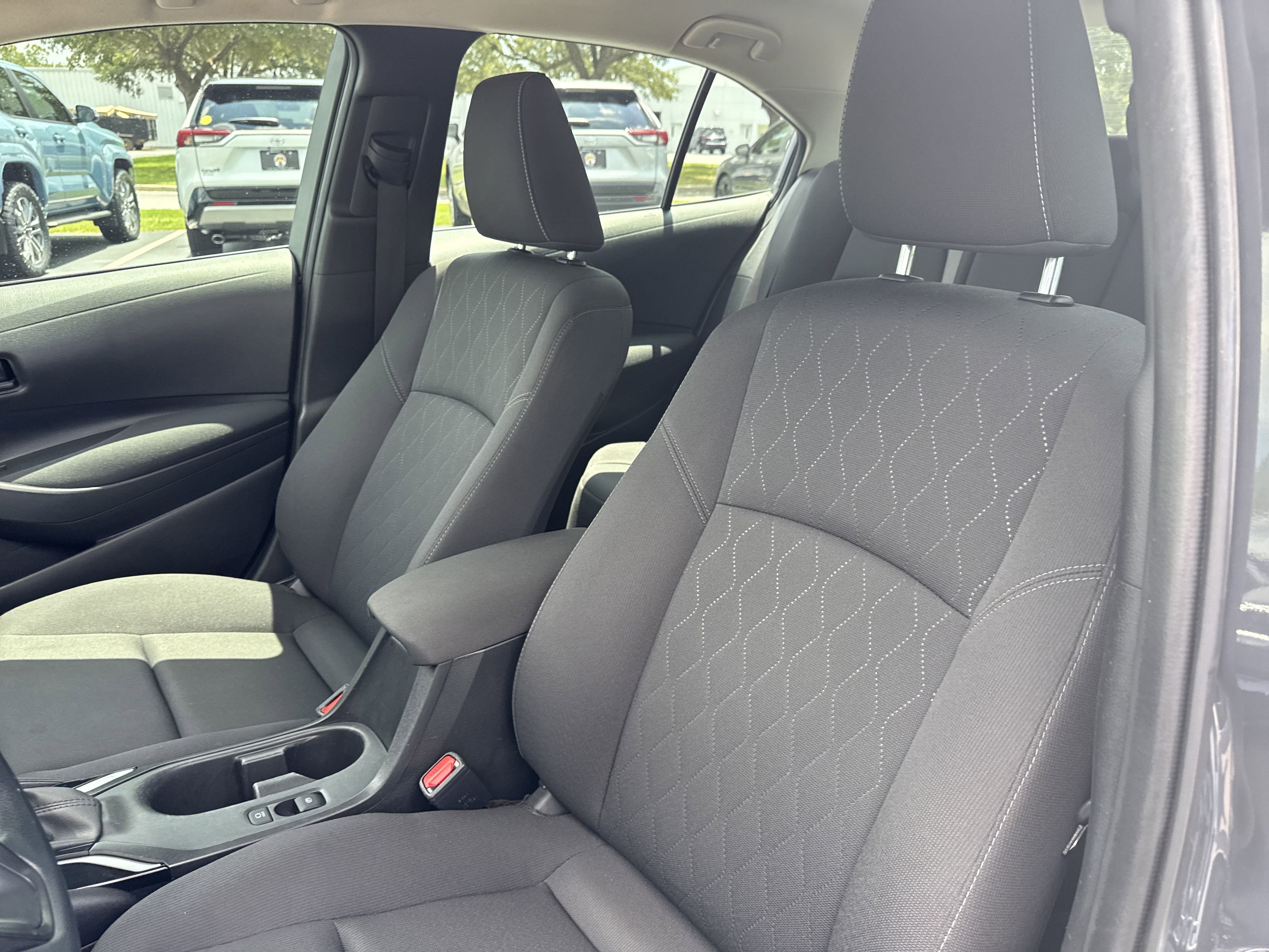 Used 2024 Toyota Corolla LE FWD image 14