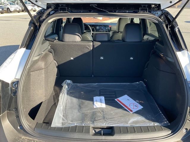 New 2026 Nissan Kicks SR image 9