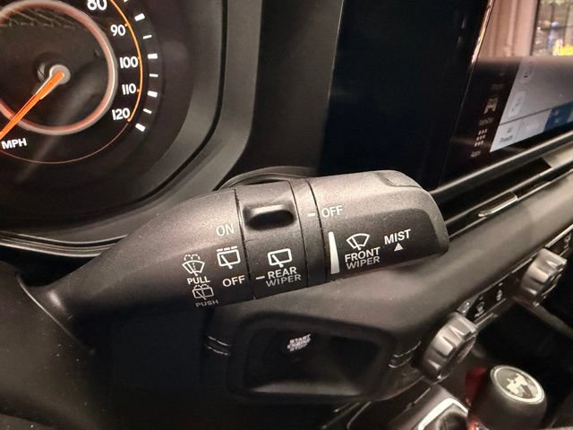 Used 2024 Jeep Wrangler Unlimited Sahara w/ Dual Top Group AWD/4WD image 29