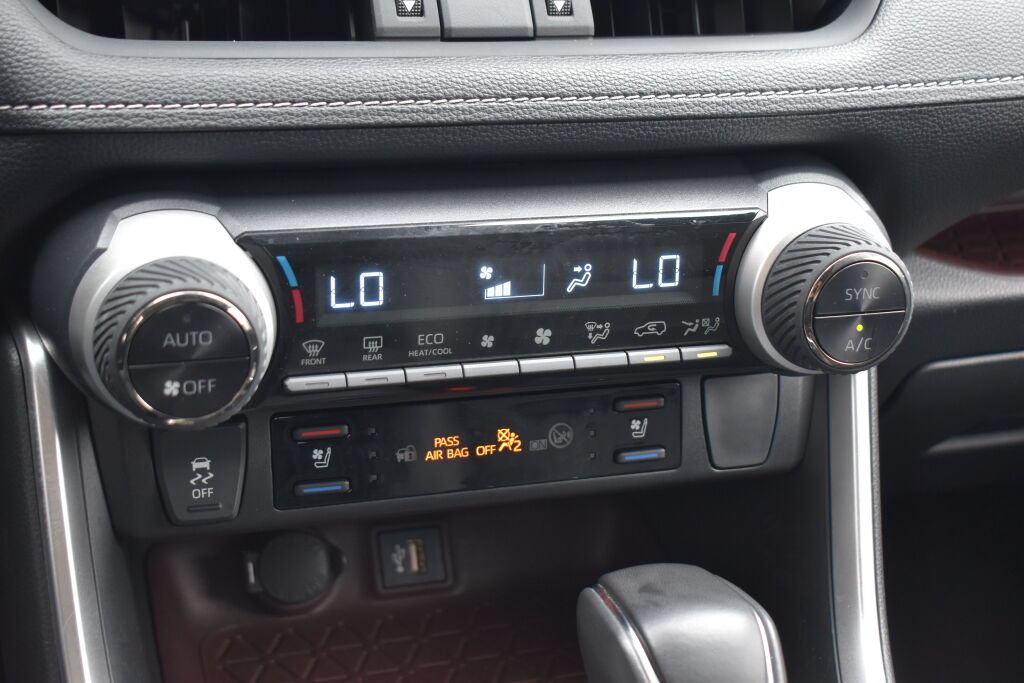 Certified 2023 Toyota RAV4 Limited w/ Limited Grade Weather Package AWD/4WD image 12