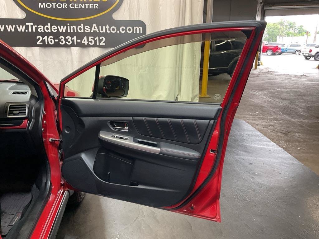 Used 2016 Subaru Crosstrek 2.0i Premium w/ Special Edition AWD/4WD image 32