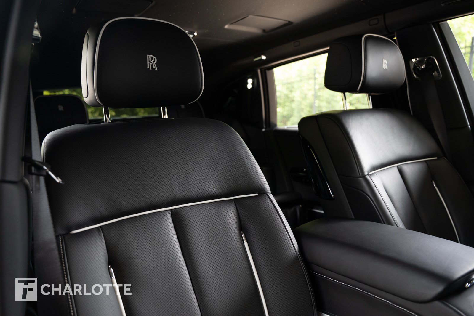 Used 2023 Rolls-Royce Phantom Extended Wheelbase RWD image 33