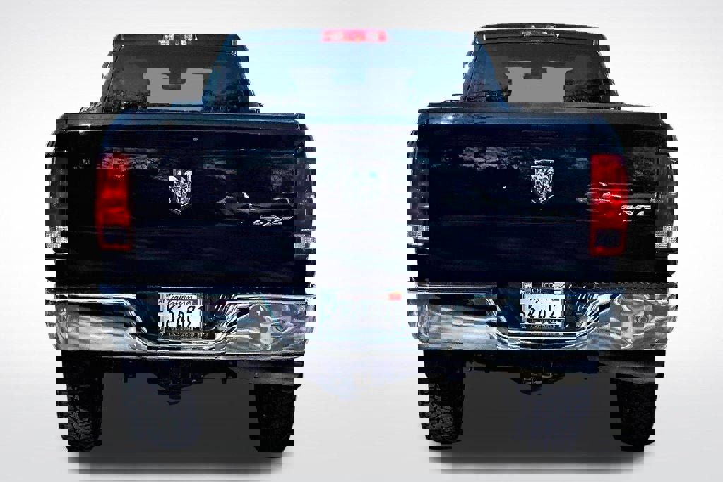 Used 2016 RAM 2500 Tradesman w/ Chrome Appearance Group image 3