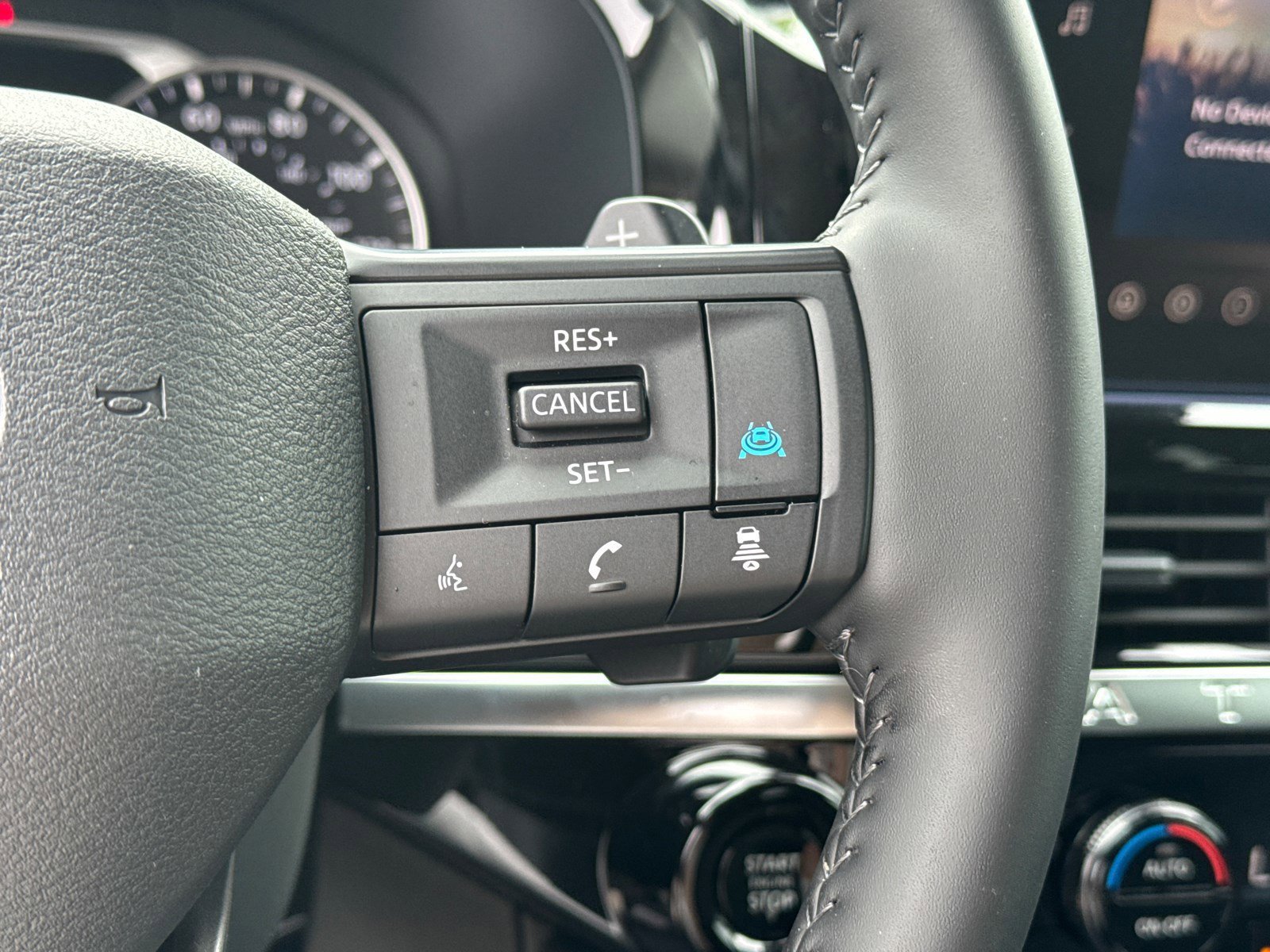 New 2026 Nissan Pathfinder SV w/ Cargo Package FWD image 27