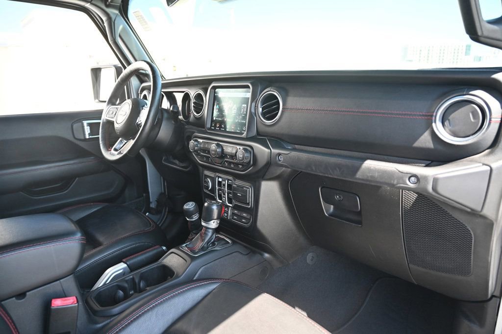 Used 2020 Jeep Gladiator Rubicon AWD/4WD image 15