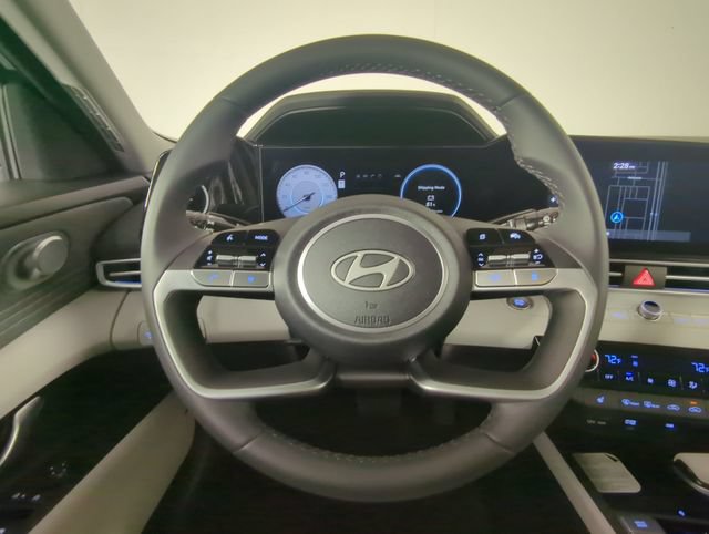 New 2026 Hyundai Elantra Limited FWD image 25
