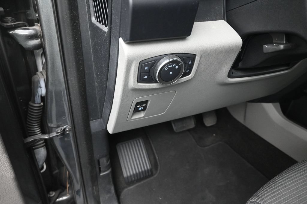 Used 2020 Ford F150 XL w/ Equipment Group 101A Mid RWD image 13
