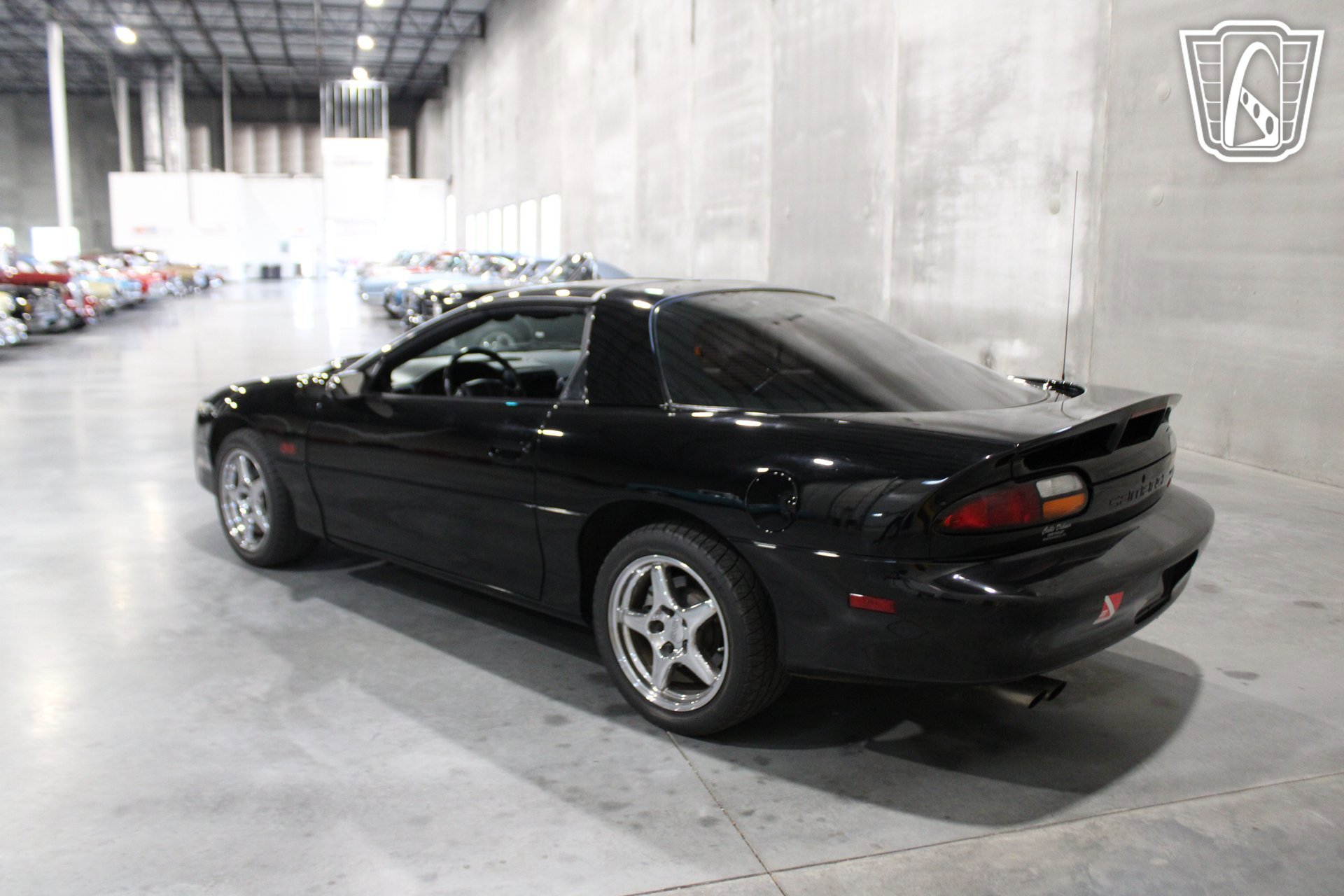 Used 2000 Chevrolet Camaro Z28 w/ SS Performance/Appearance Pkg image 6