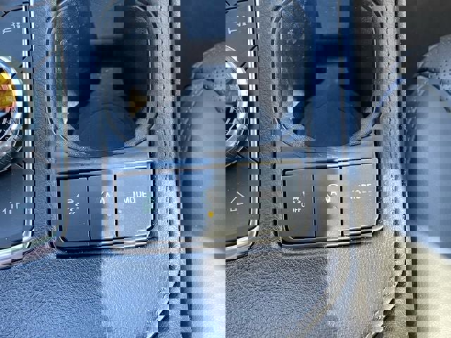 Used 2025 Cadillac XT4 Sport image 20