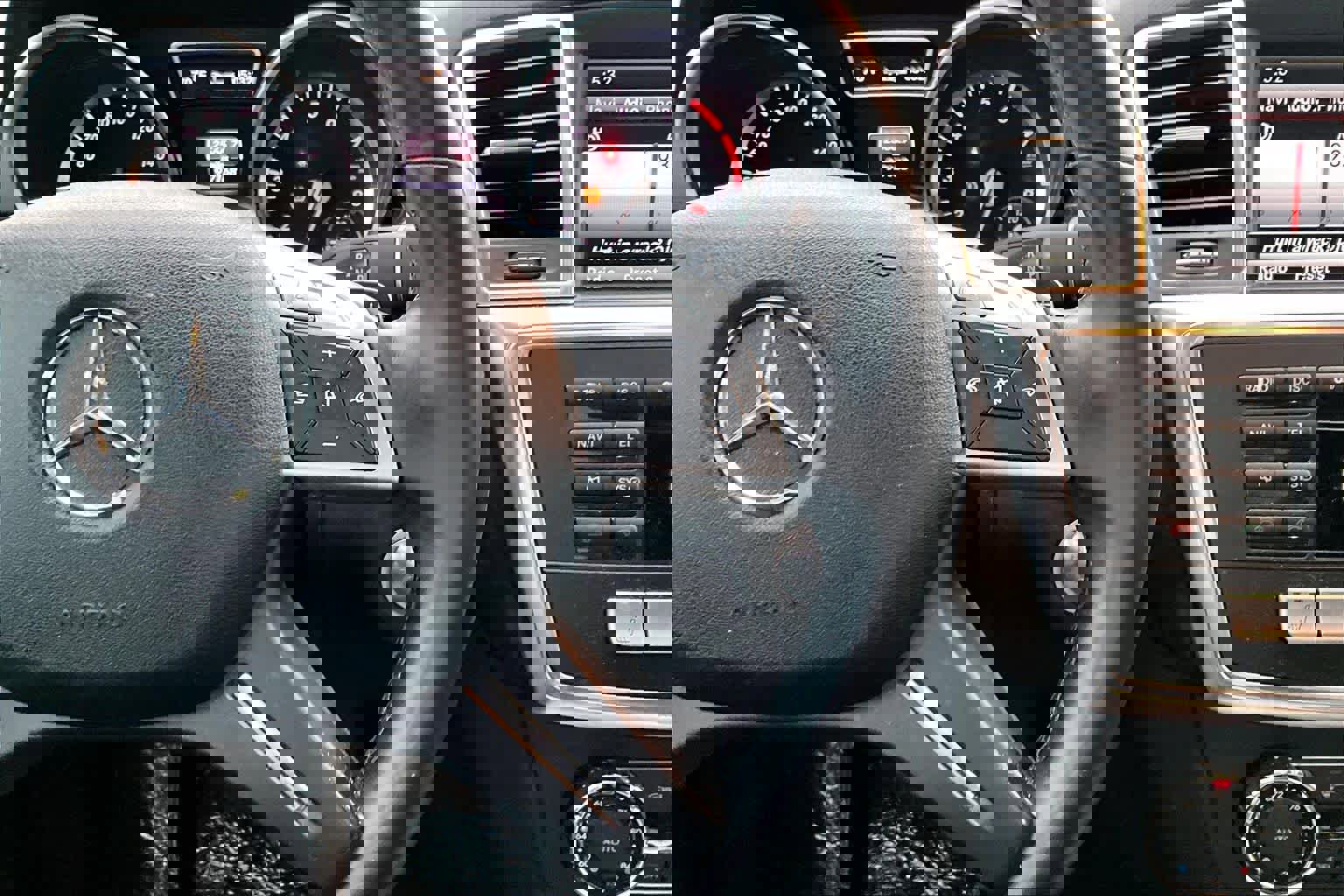 Used 2013 Mercedes-Benz ML 350 2WD image 23