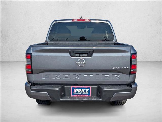 Used 2023 Nissan Frontier SV image 7