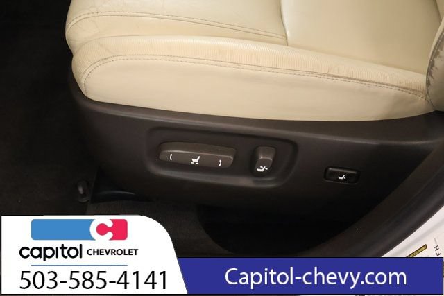 Used 2010 Lexus HS 250h w/ Preferred Accessory Package FWD image 12