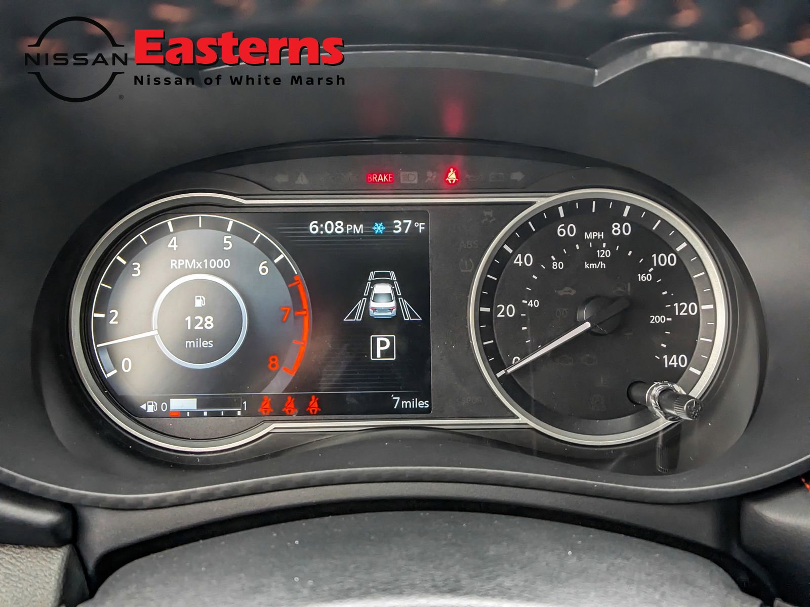 New 2025 Nissan Versa SR image 17