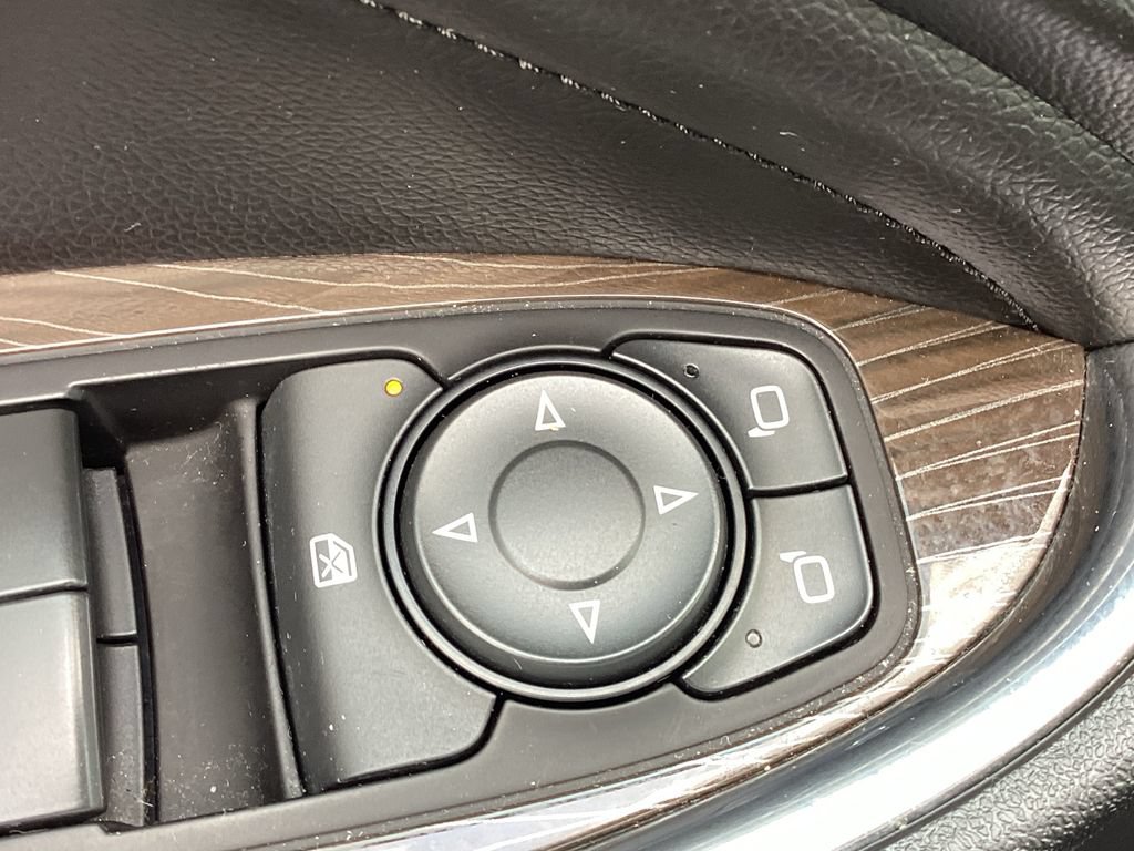 Used 2017 Chevrolet Malibu Premier w/ Premier Sun and Wheel Package FWD image 44