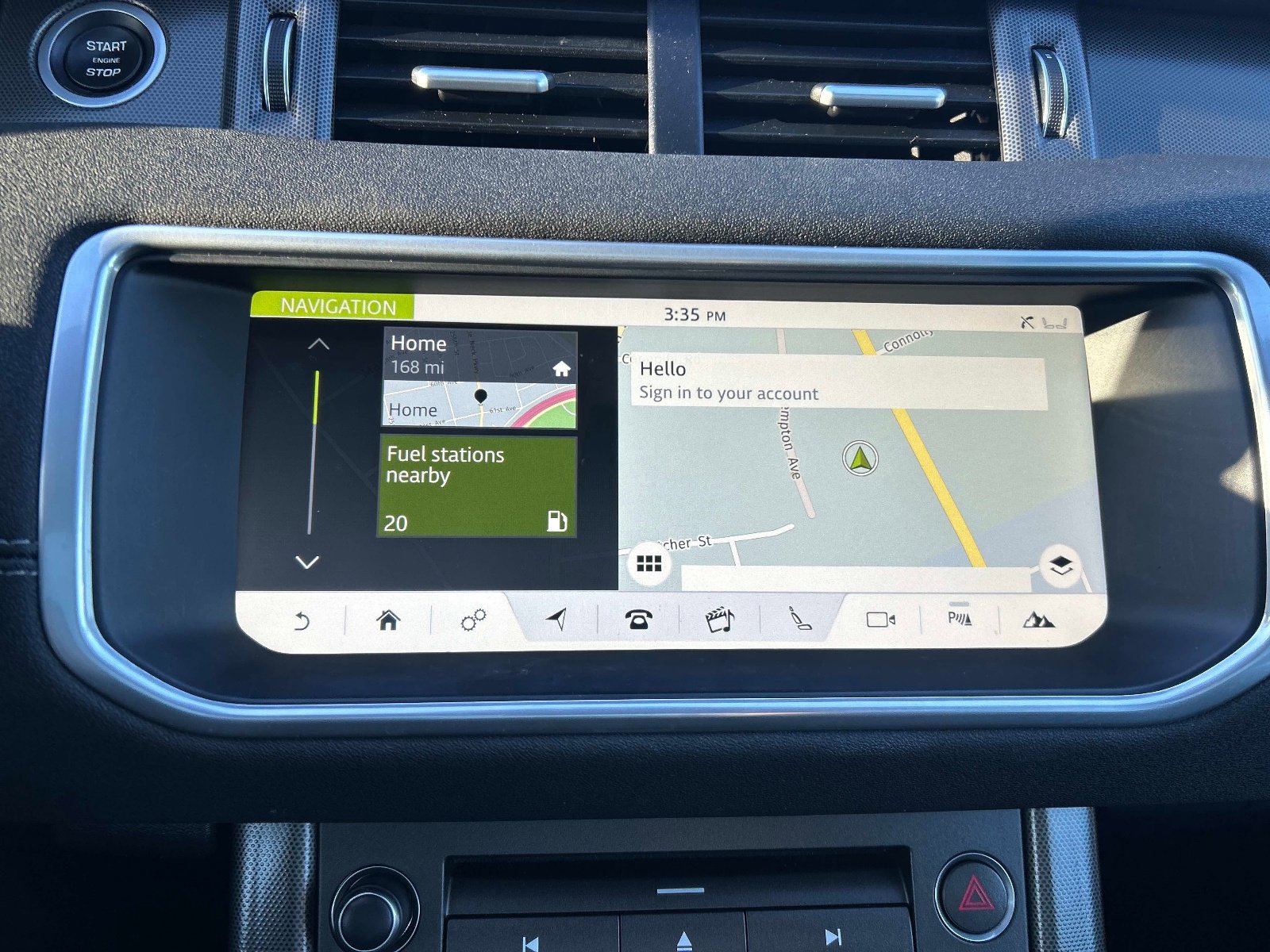 Used 2019 Land Rover Range Rover Evoque SE Premium image 33