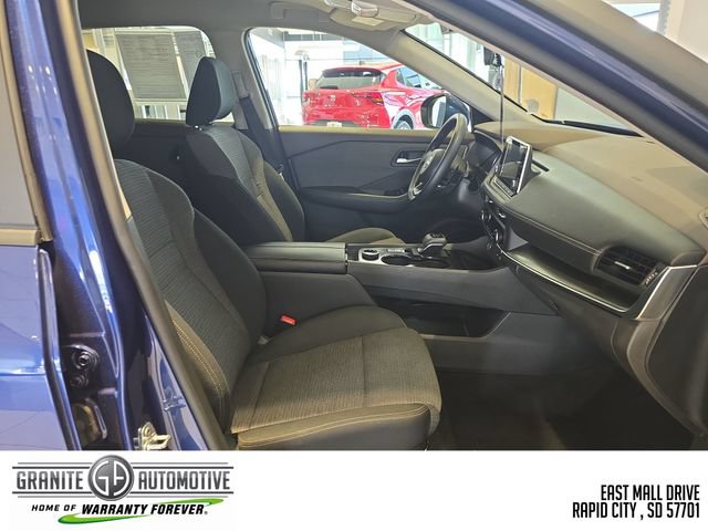 Used 2023 Nissan Rogue SV AWD/4WD image 35