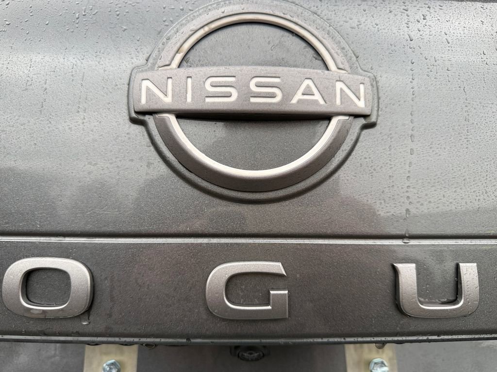 New 2026 Nissan Rogue SV w/ Cold Weather Package AWD/4WD image 17