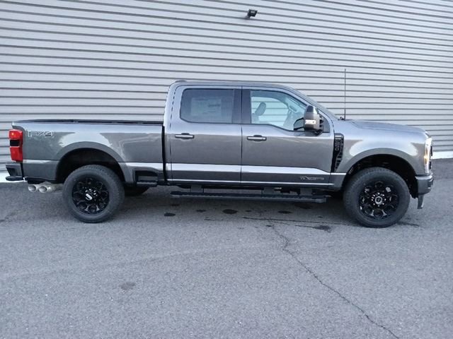 New 2026 Ford F250 Lariat w/ Black Appearance Package image 2