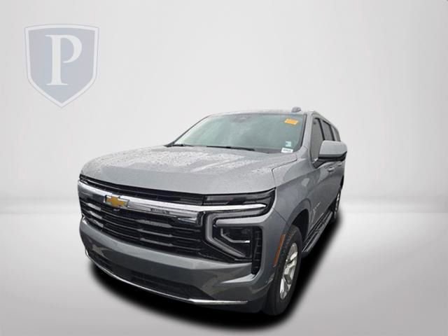 Certified 2025 Chevrolet Suburban LS image 10