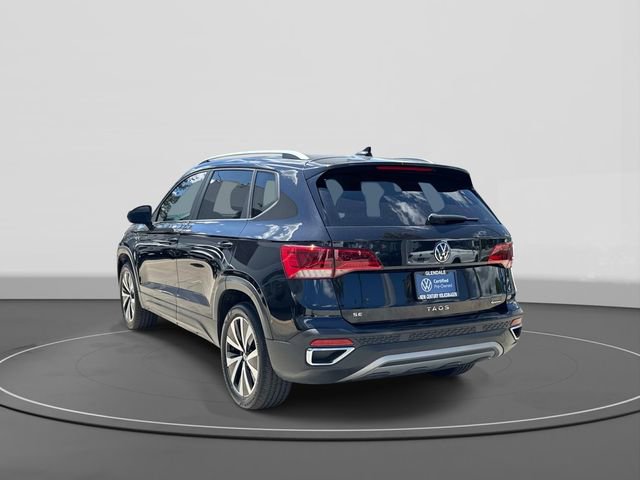Certified 2022 Volkswagen Taos SE w/ IQ.Drive SE Package AWD/4WD image 3